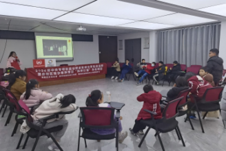 青春‘乒’搏路  接力共前行